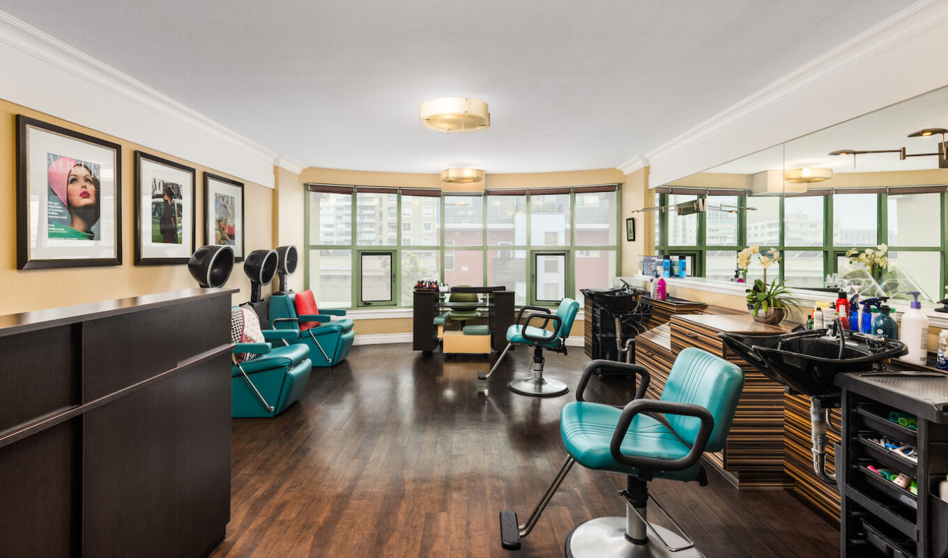 Salon at Ivy Park at Cathedral Hill