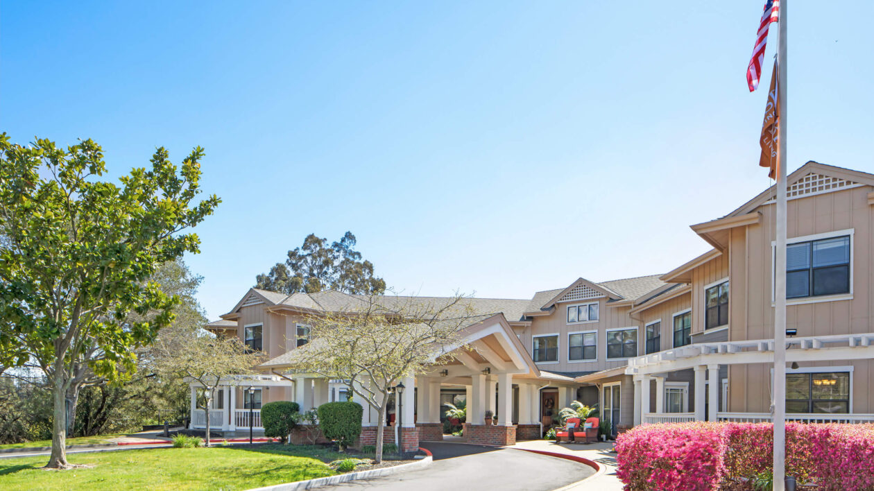 Ivy Living Oakland Hills front exterior