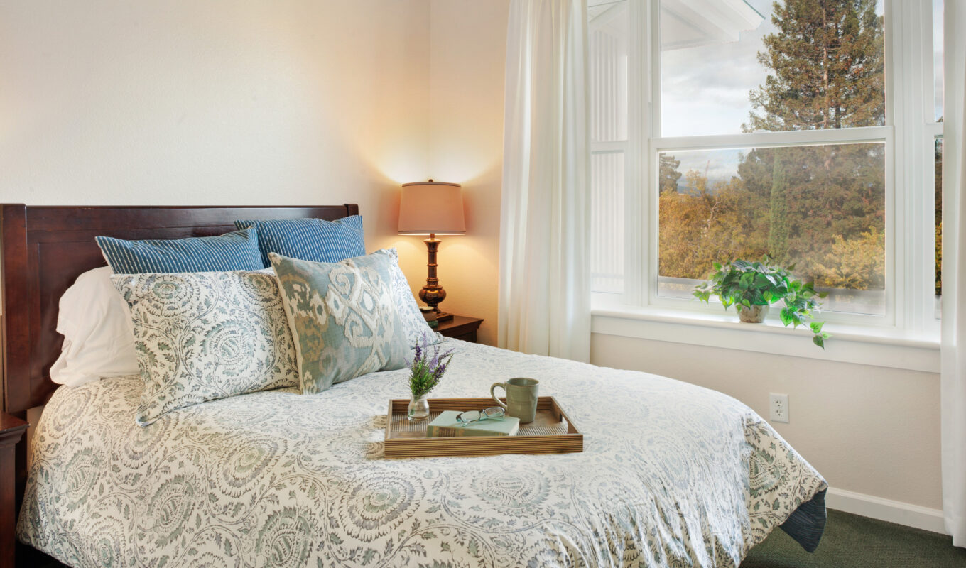 Ivy Park at Palo Alto bedroom interior