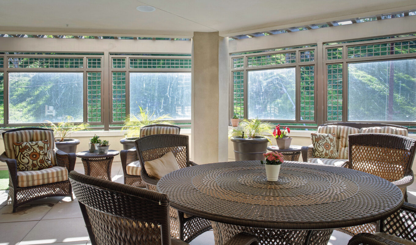 Ivy Park Palos Verdes patio