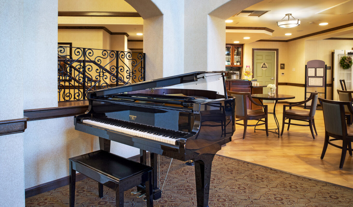 Ivy Park Palos Verdes piano indoor