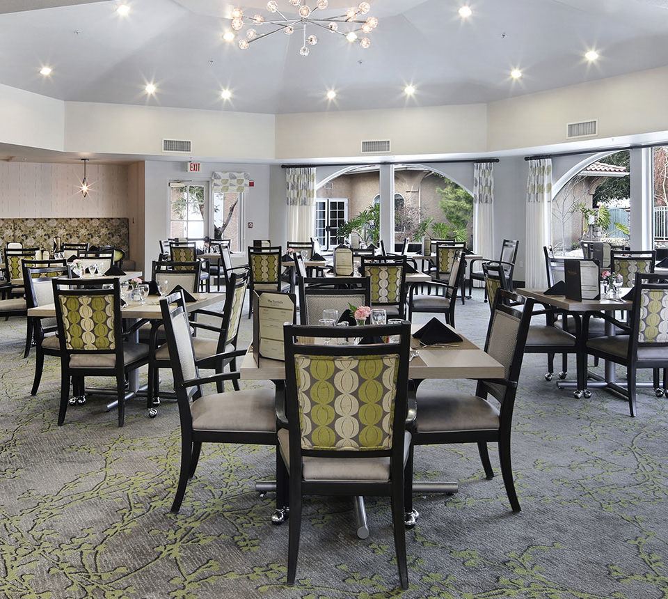 Simi Valley dining room