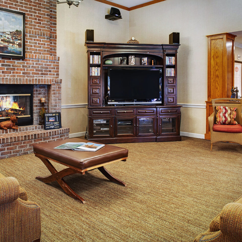 Ivy Park at Tustin living room area with tv