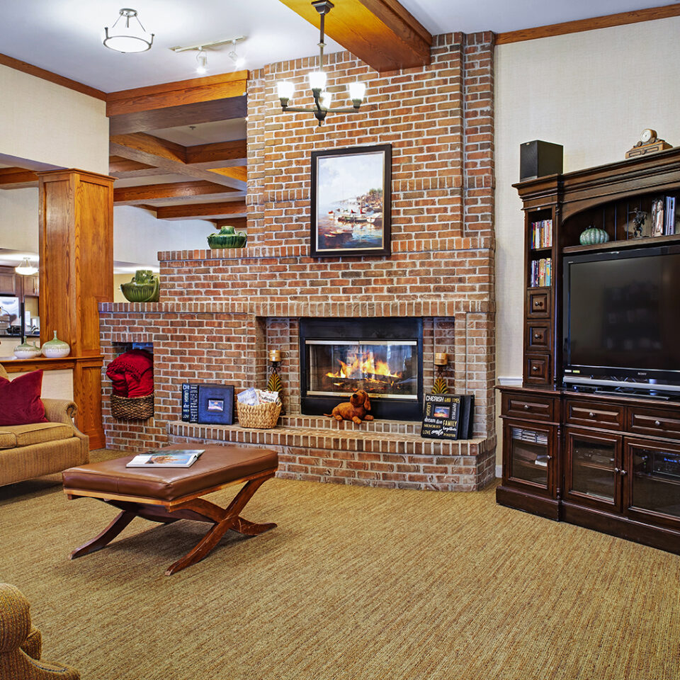 Ivy Park at Tustin living room area with tv