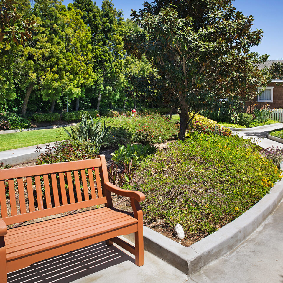 Ivy Park at Tustin outdoor garden