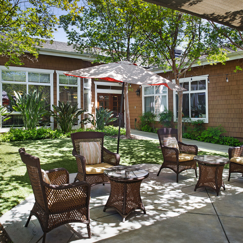 Ivy Park at Tustin outdoor patio