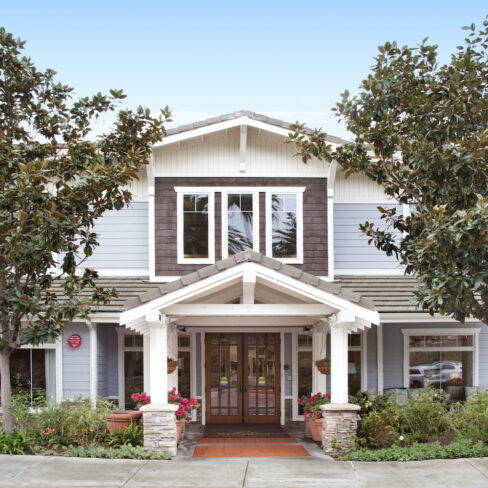 front external view of Ivy Living at Huntington Beach